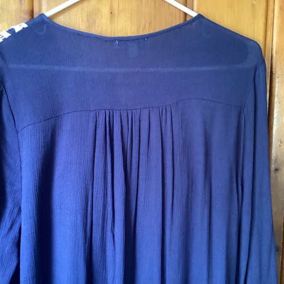 Pretty navy blouse tassels and lace never worn.. - Picture 4 of 5